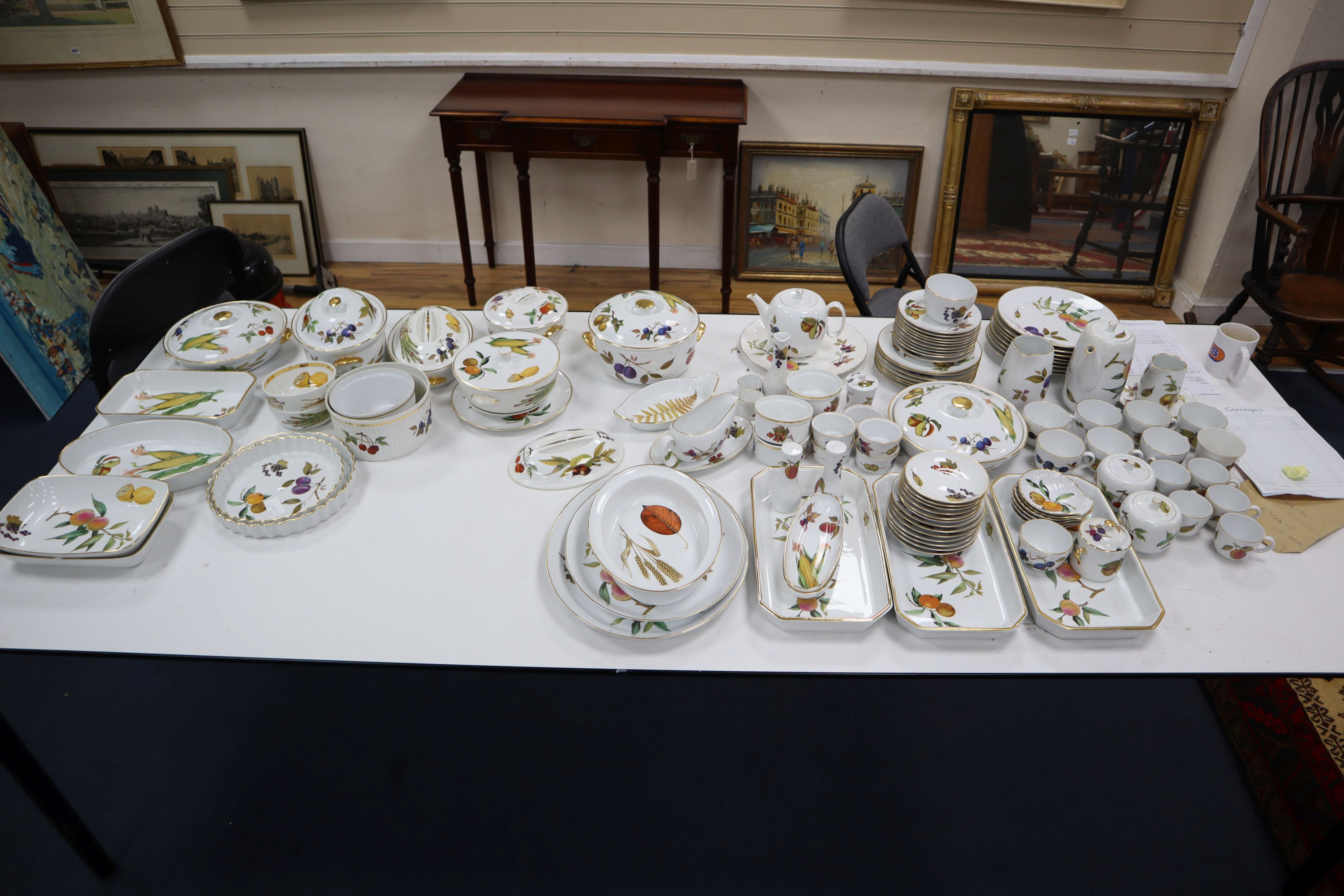 A Royal Worcester Evesham pattern dinner, tea and coffee service (over 100 pieces)